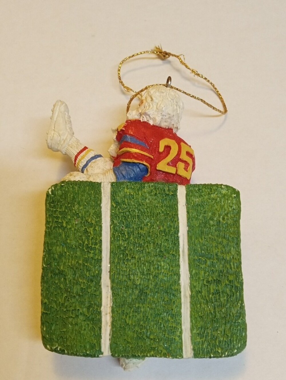 Rare Vintage Santa Playing Football Christmas Ornament Resin - Picture 5 of 6